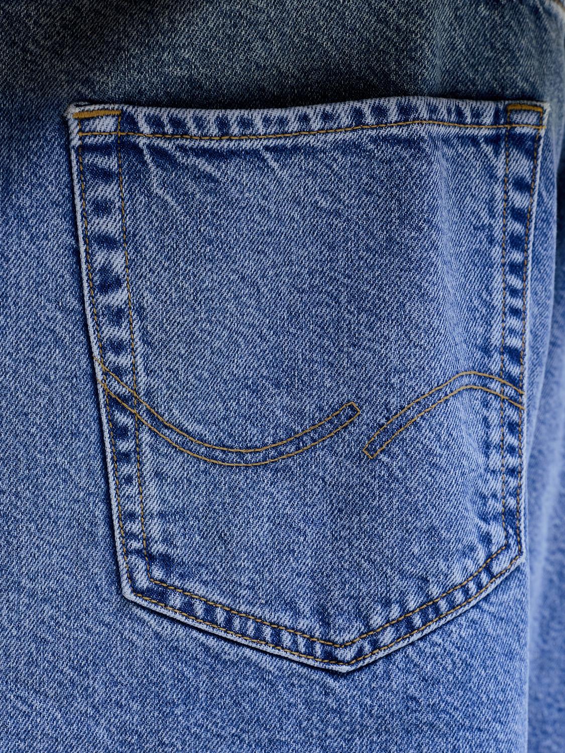 model_shot-detail